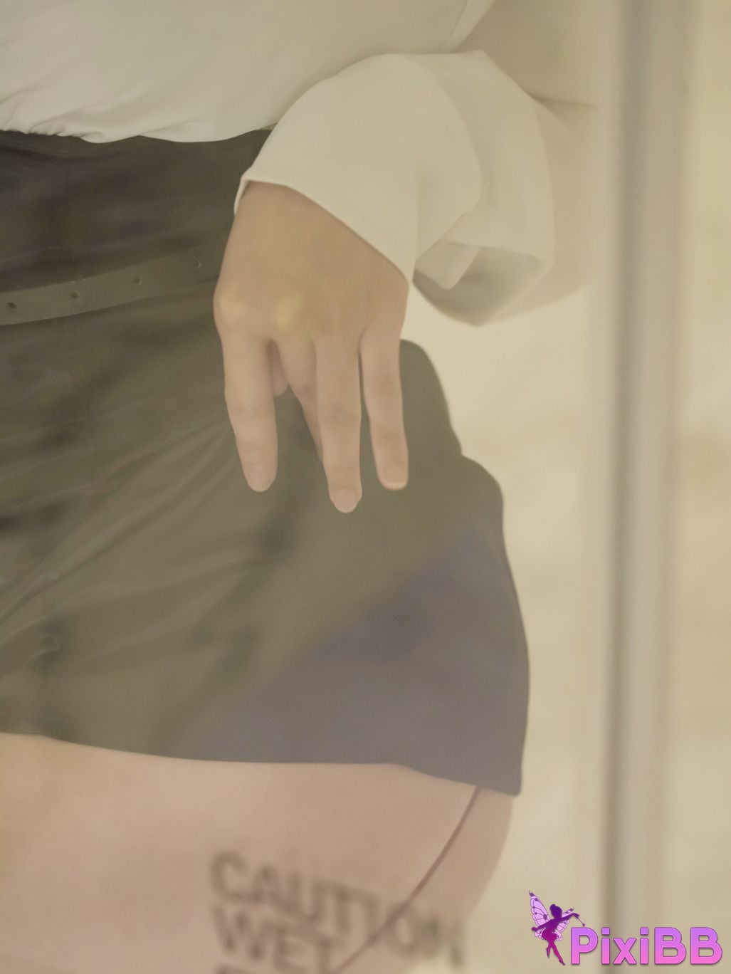 XR Uncensored Yaxuan ELVA R18 Xiuren.com Model Interaction with Black Silk Sister PixiBB.COM 033