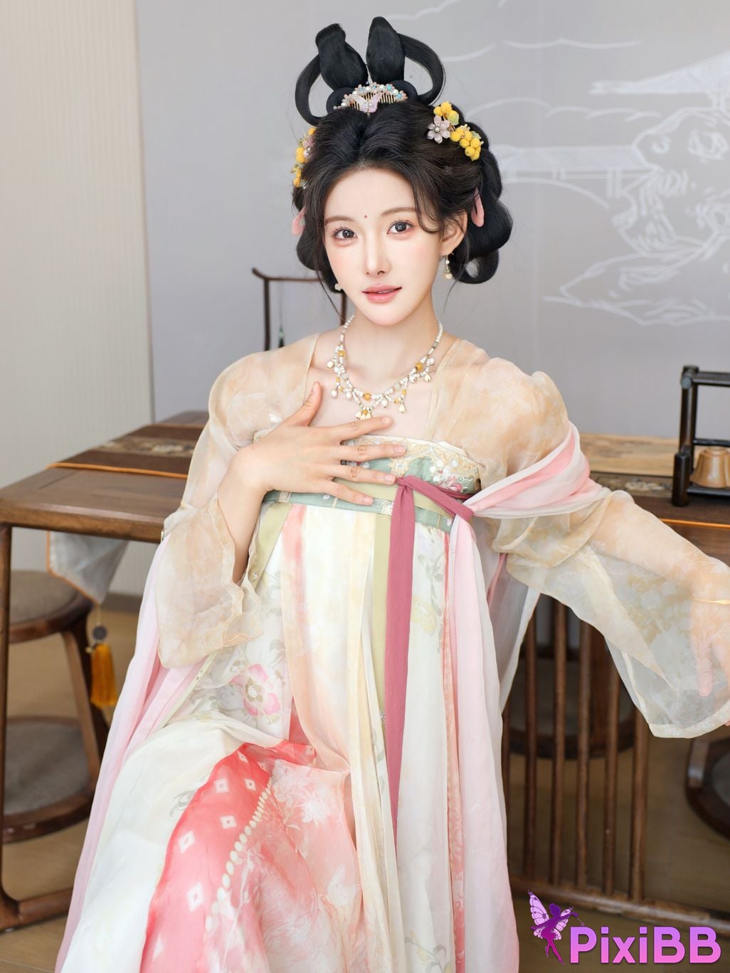 XR Uncensored Li Shuanger R18 Xiuren.com Model Dream Back to Datang PixiBB.COM 038