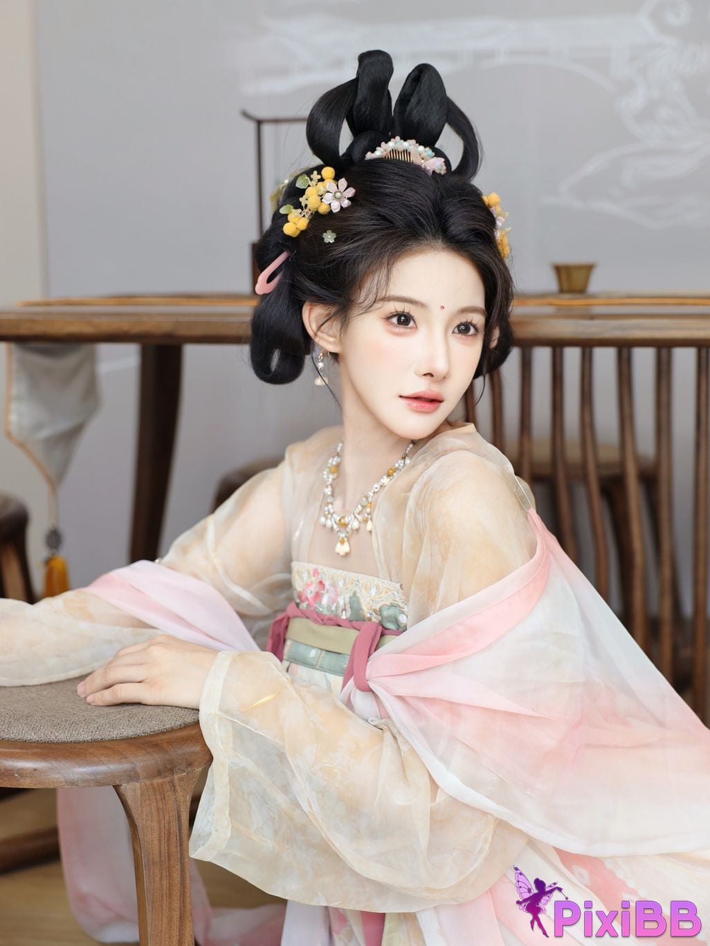 XR Uncensored Li Shuanger R18 Xiuren.com Model Dream Back to Datang PixiBB.COM 042