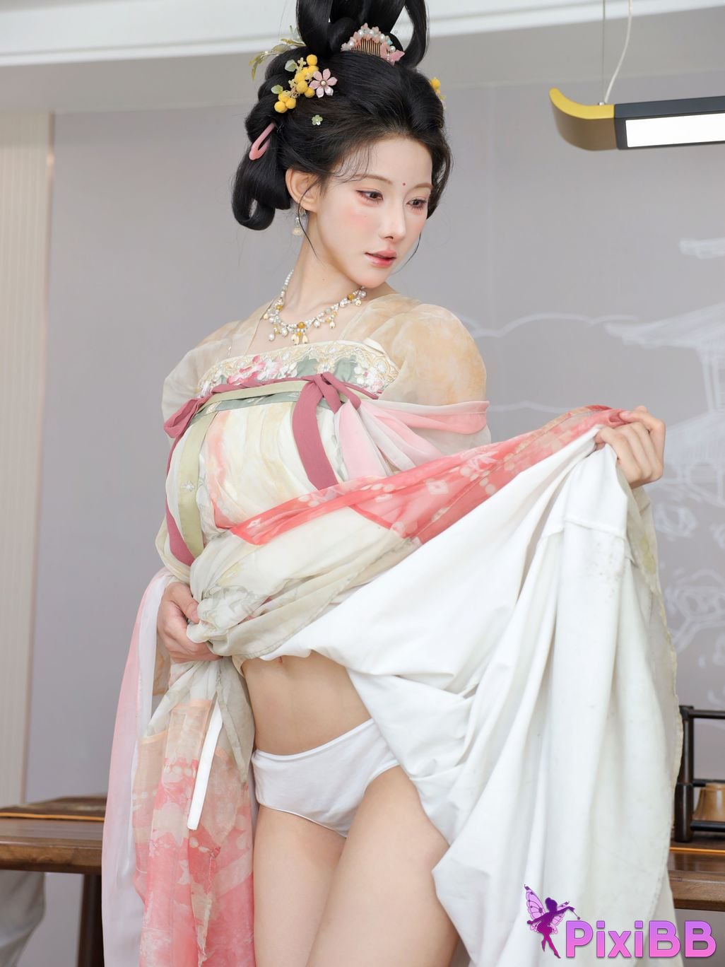 XR Uncensored Li Shuanger R18 Xiuren.com Model Dream Back to Datang PixiBB.COM 066