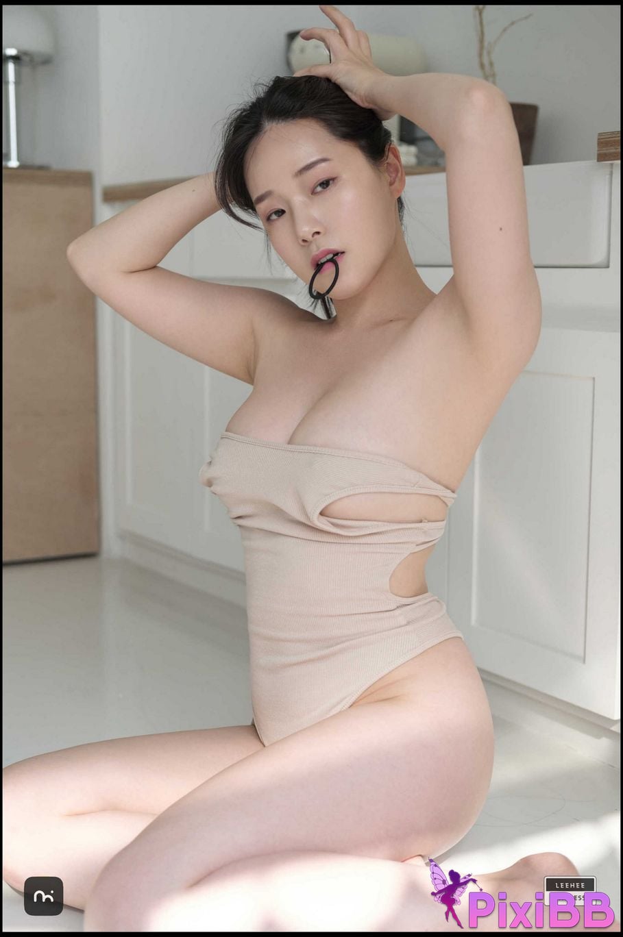 LE LEBE 242 Sir.Bean PixiBB.COM 033