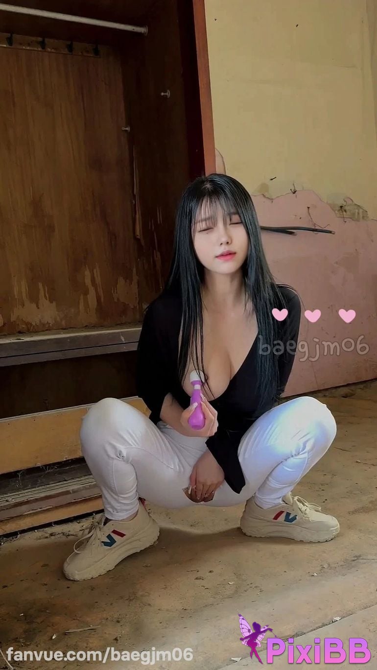 Fanvue Baegjm06 White Rose PixiBB.COM 001