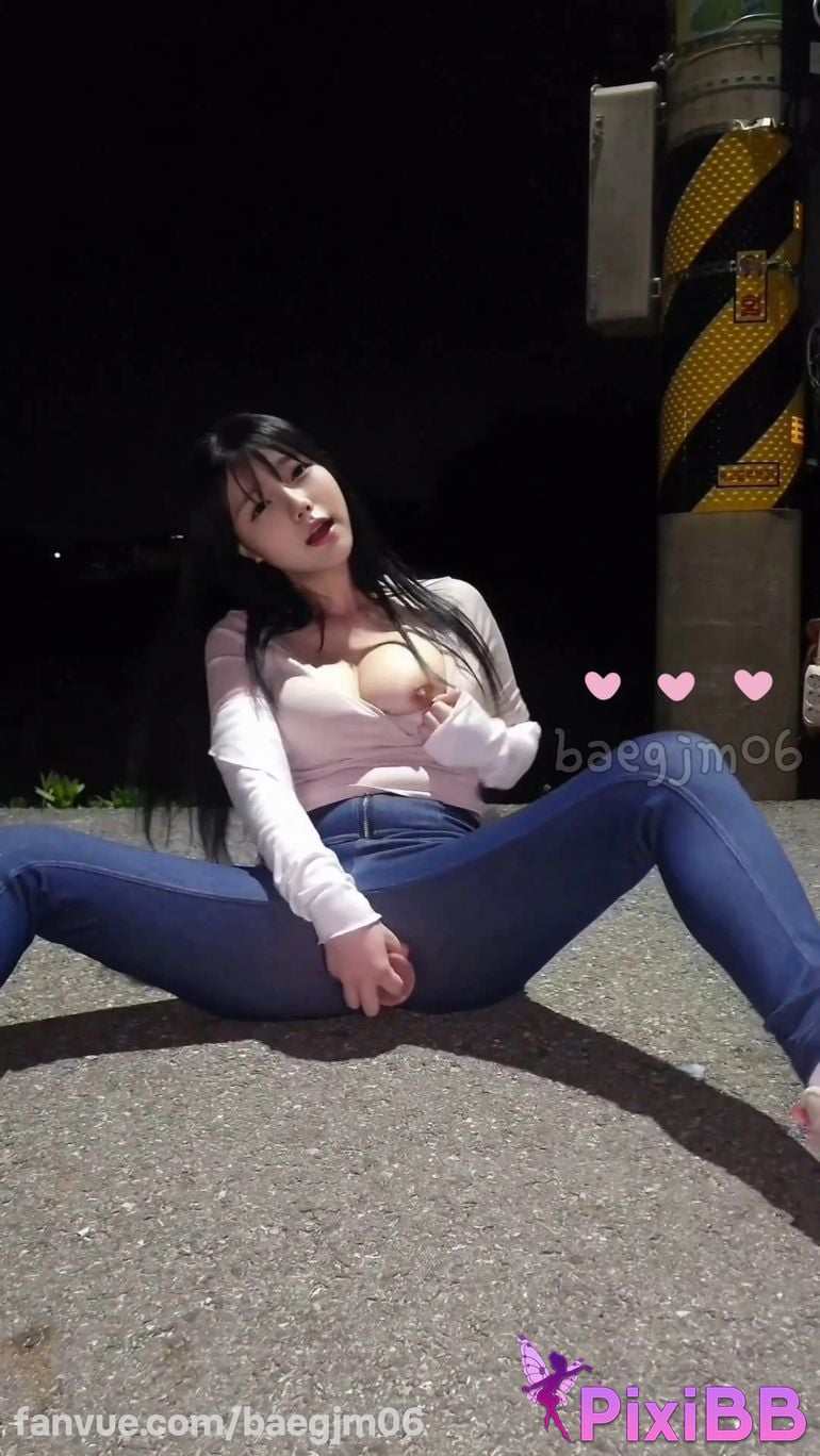 Fanvue Baegjm06 White Rose PixiBB.COM 006
