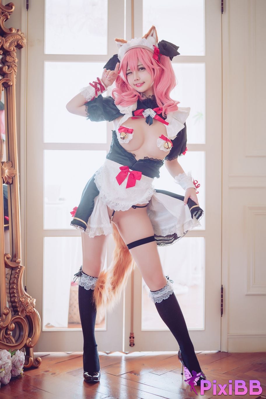 Coser Rinka Tamamo Maid PixiBB.COM 003