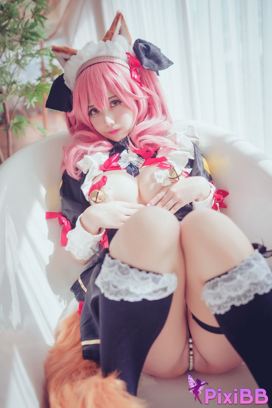 Coser Rinka Tamamo Maid PixiBB.COM 021