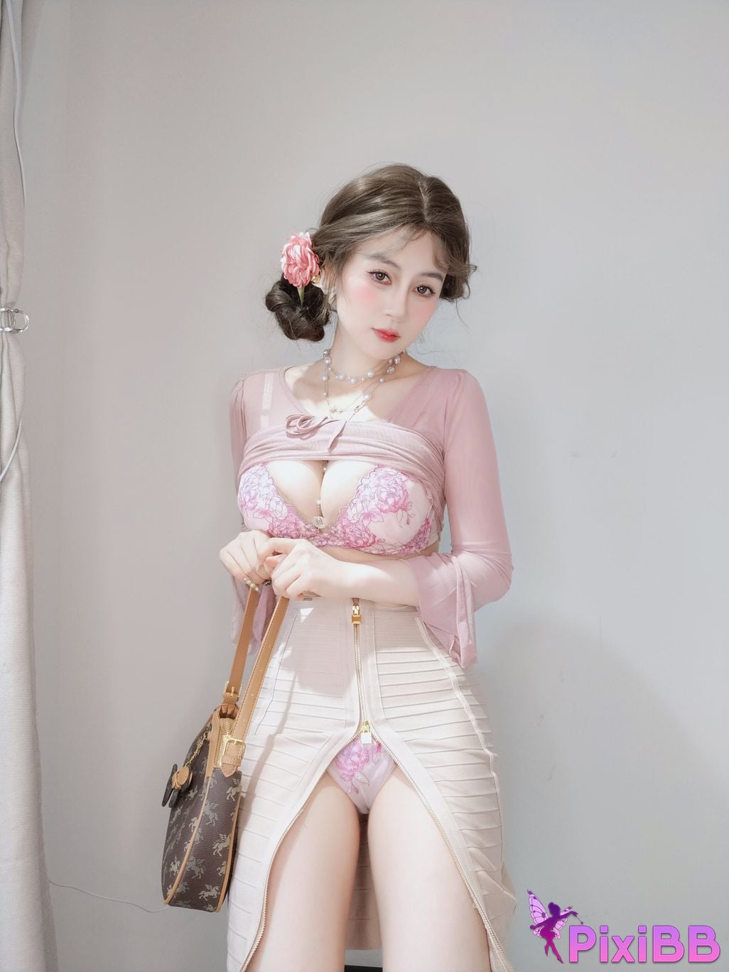 Cosplay Silver 81 Fantia December 2024 PixiBB.COM 005