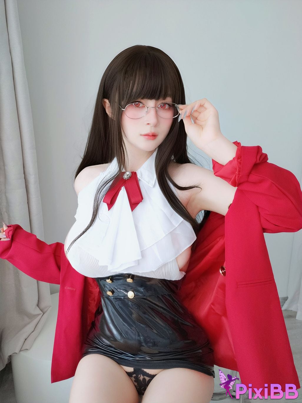Cosplay silver 81 Fantia 2024 Year 11 M o n t h l y m e b r c i 16 s PixiBB.COM 072