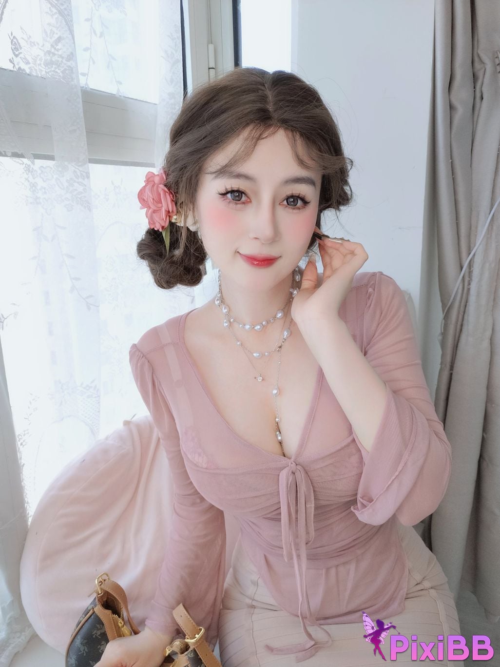 Cosplay silver 81 Fantia 2024 Year 11 M o n t h l y m e b r c i 16 s PixiBB.COM 121