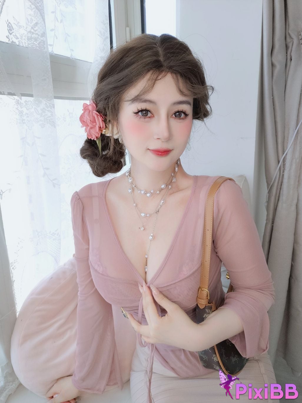 Cosplay silver 81 Fantia 2024 Year 11 M o n t h l y m e b r c i 16 s PixiBB.COM 125