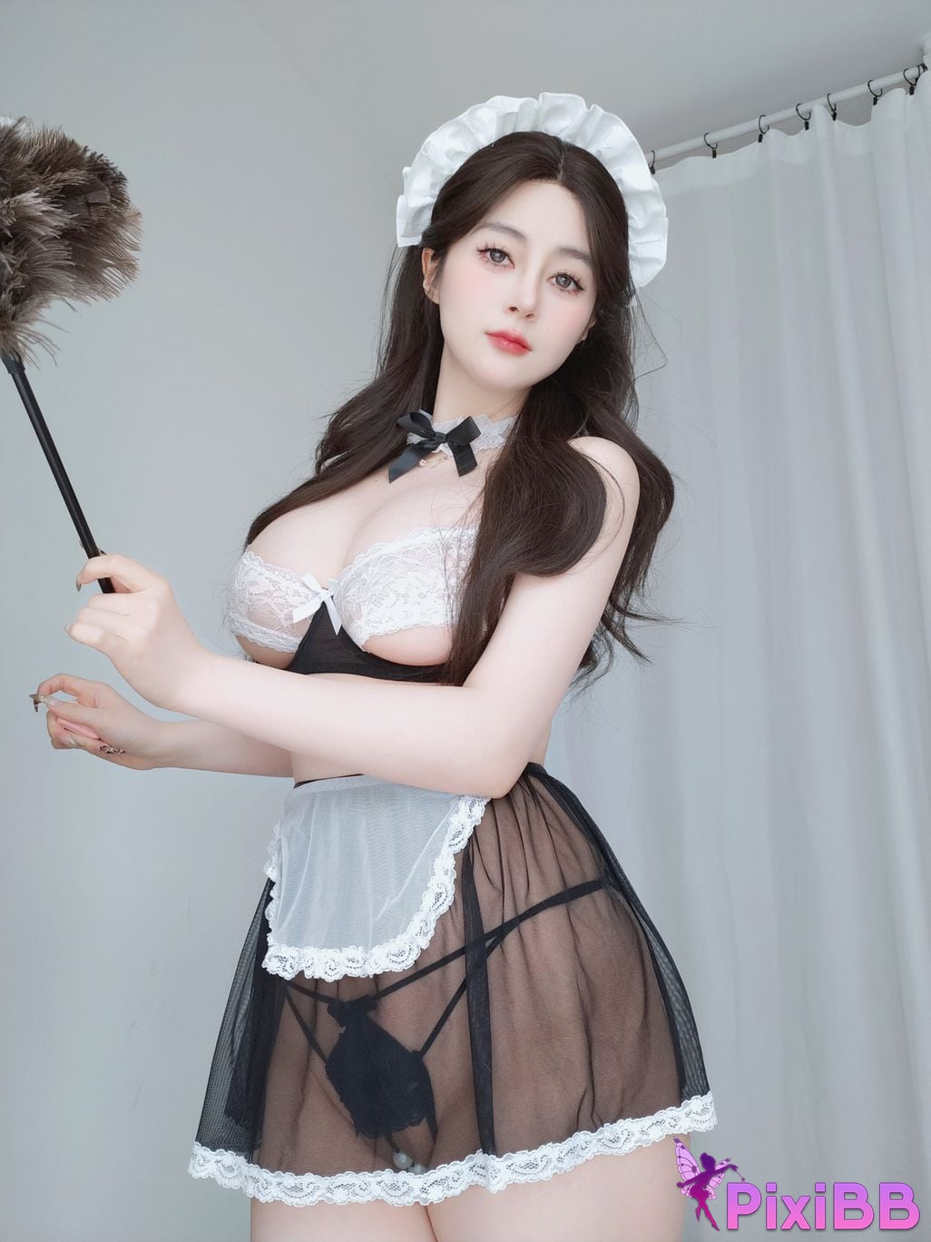 Cosplay silver 81 2024 Year 6 M o n t h l y m e b r c i 18 s PixiBB.COM 081