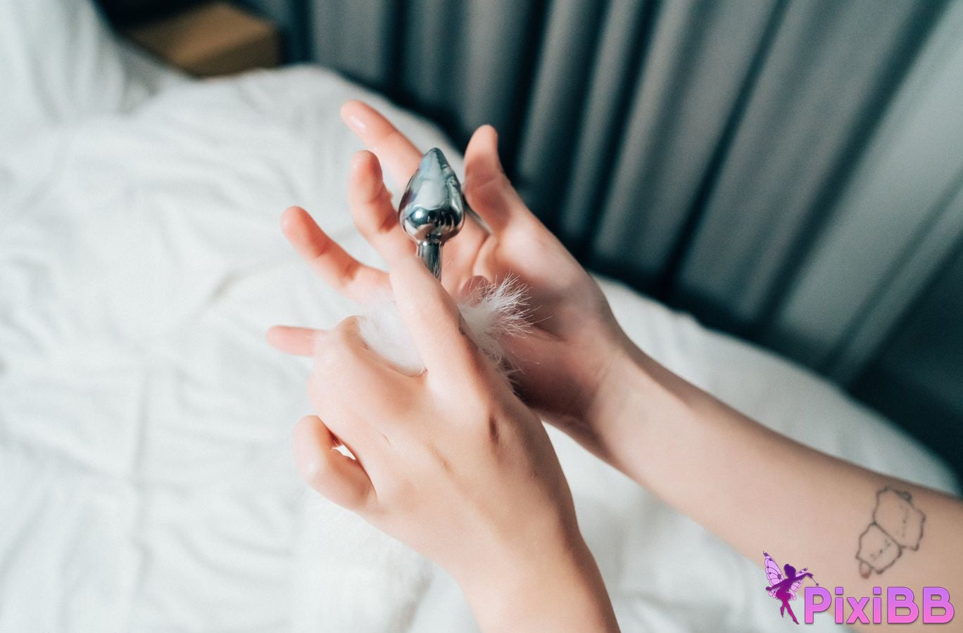 Loozy Sonson Cum On PixiBB.COM 057