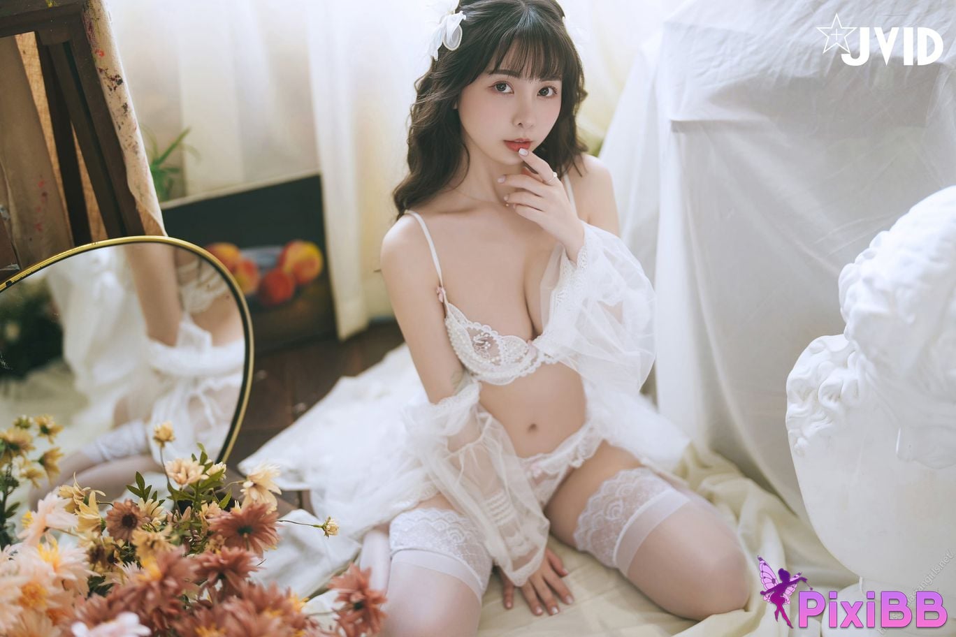 JVID yuetaini Tiny xin chi du deng chang Chu Chang Jin Guo Jie Kai Qing Yu Di Xian Tian Ran Mei Ru Hua Shen Xia Wa Ni Yi Qi Chan Mian PixiBB.COM 011