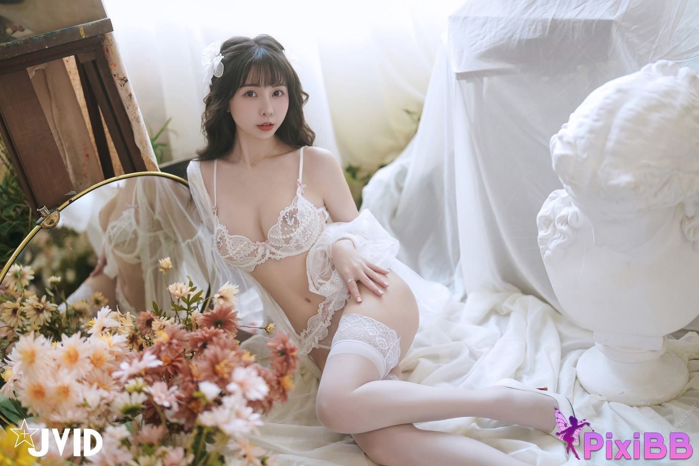 JVID yuetaini Tiny xin chi du deng chang Chu Chang Jin Guo Jie Kai Qing Yu Di Xian Tian Ran Mei Ru Hua Shen Xia Wa Ni Yi Qi Chan Mian PixiBB.COM 016