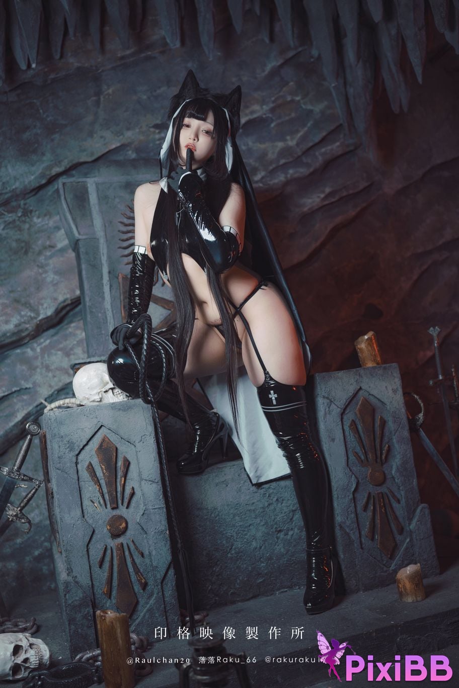 Coser Raku PixiBB.COM 004