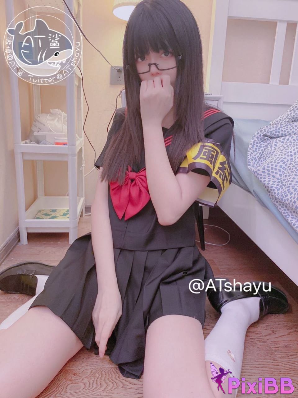 Cosplay AT Shark Discipline Commissioner for PixiBB.COM 001