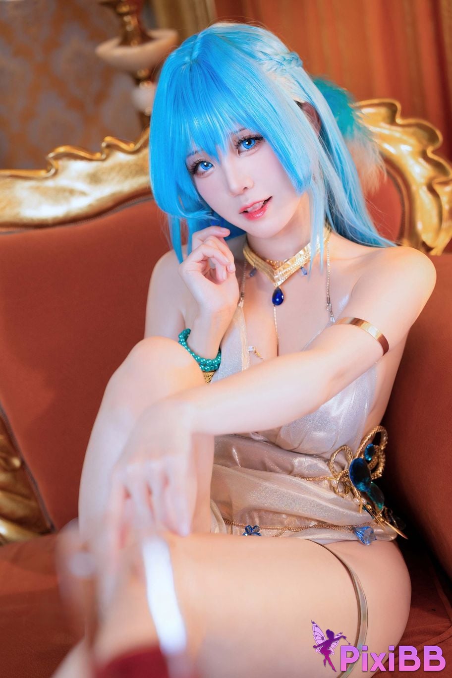 Coser mikoww NIKKE PixiBB.COM 004