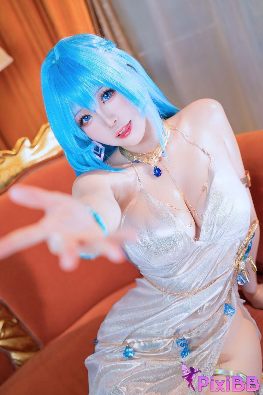 Coser mikoww NIKKE PixiBB.COM 019