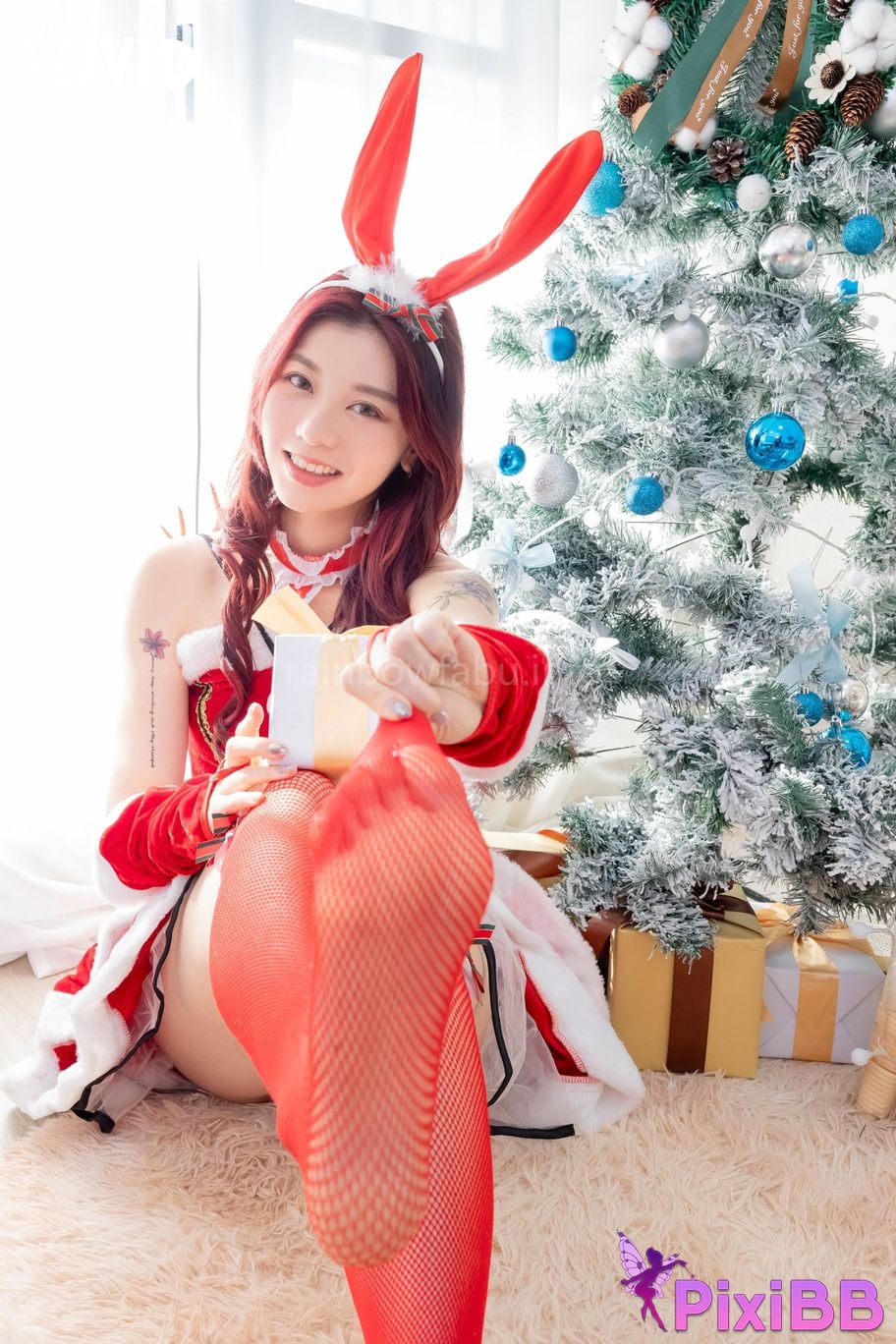 JVID Caroline An Lian Zhong De Chao Zheng Xue Mei Jin Nian Jiao Huan Li Wu Hen Bu Yi Yang .... PixiBB.COM 058