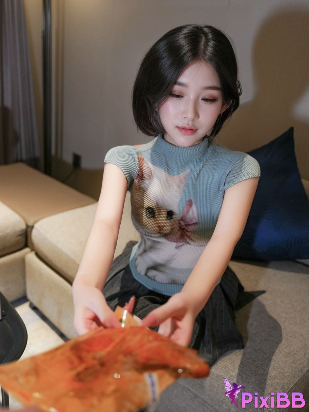 XR Uncensored Juice R18 XIUREN model girl who loves to eat chicken legs PixiBB.COM 056