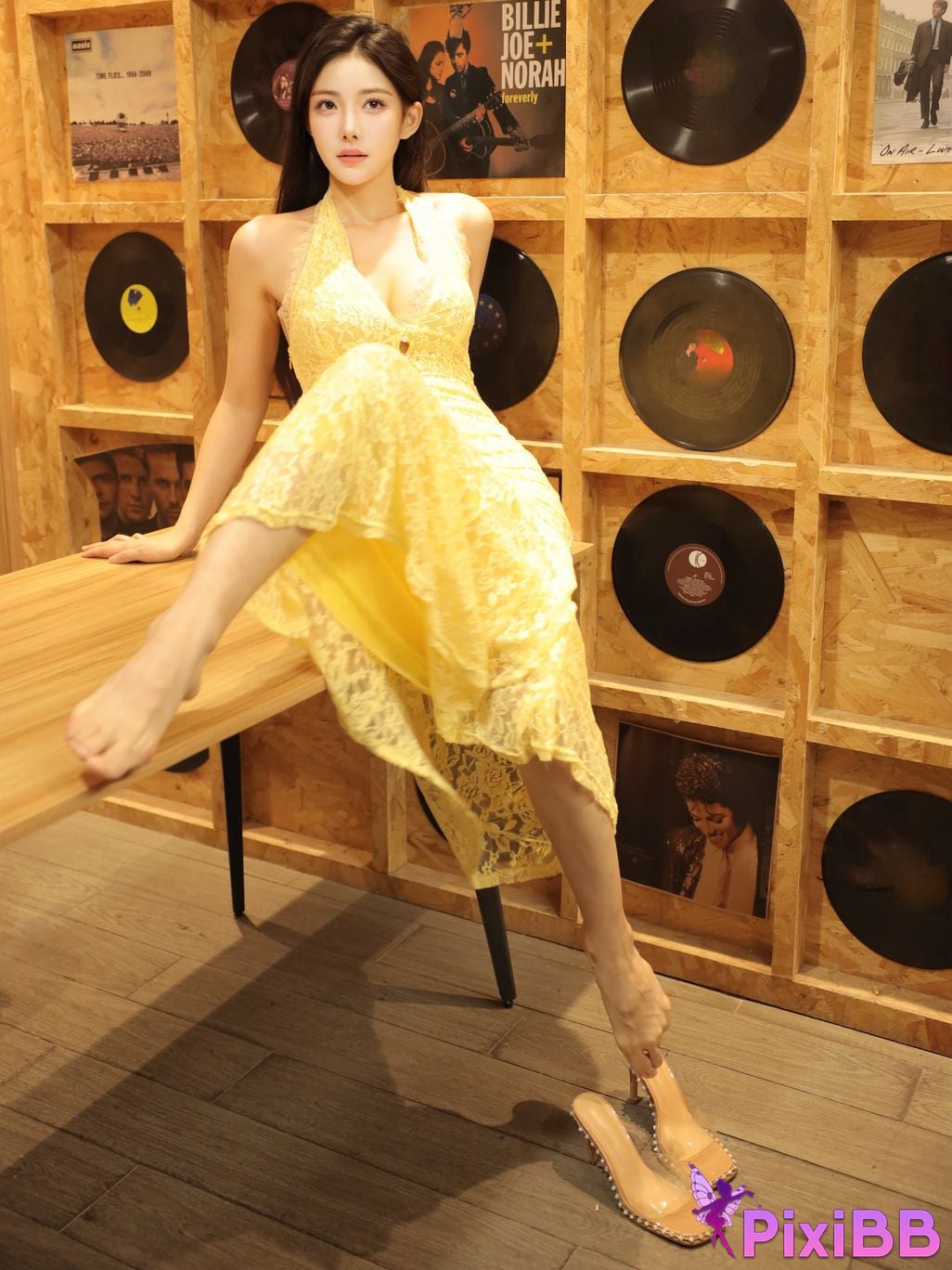 XR Uncensored Li Shuanger R18 Xiuren Model Vinyl Record PixiBB.COM 010