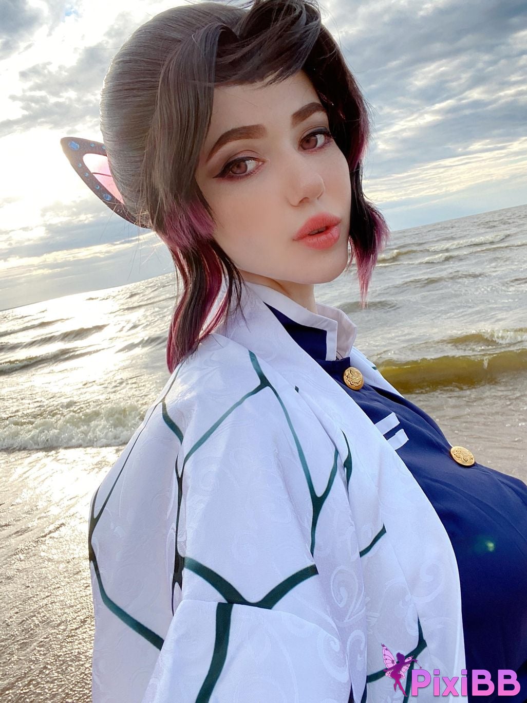 Alina Becker Shinobu Kocho PixiBB.COM 26