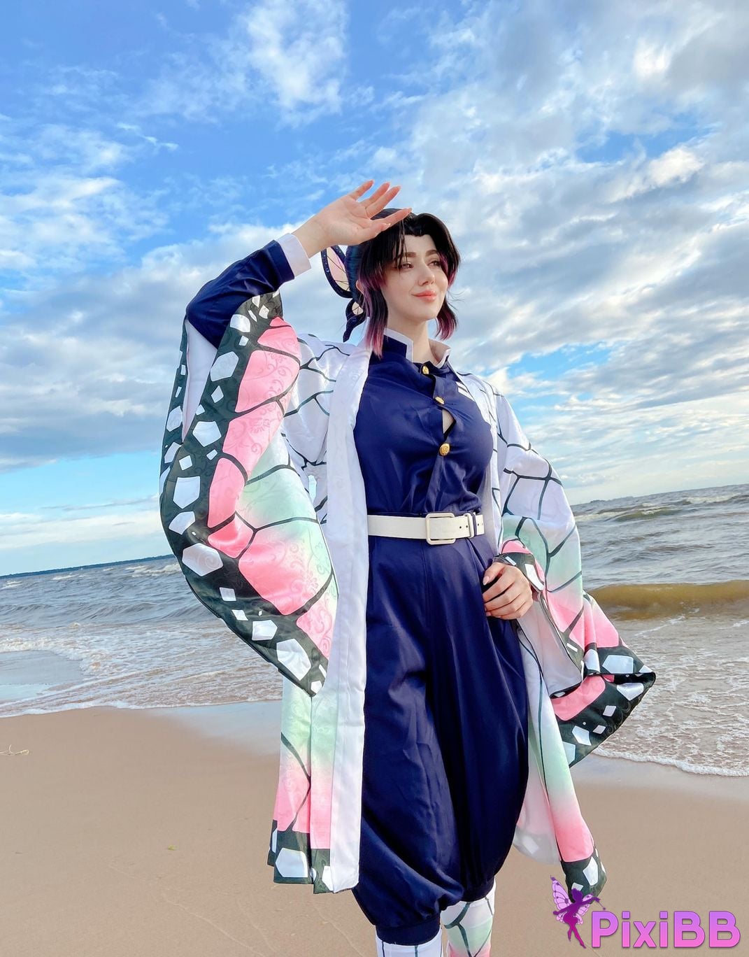 Alina Becker Shinobu Kocho PixiBB.COM