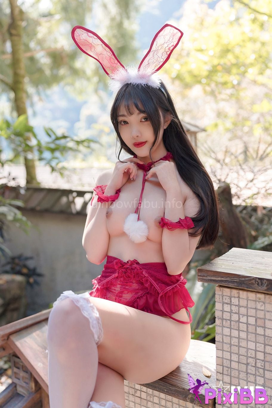 JVID Min Qi Miki mao xi shao nv wo de zhuan shu fu wu Chong Man Run Hua Ye Ji Zhi Diao Jiao De Luo Tang Lu PixiBB.COM 047