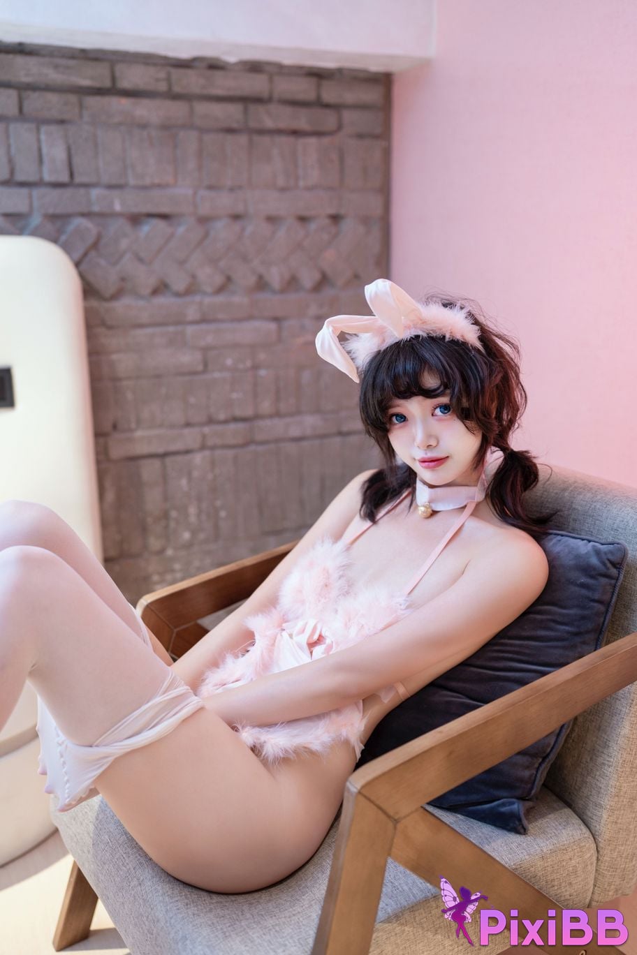XR Uncensored Qiaoqiao R18 Xiuren model pink bunny PixiBB.COM 071