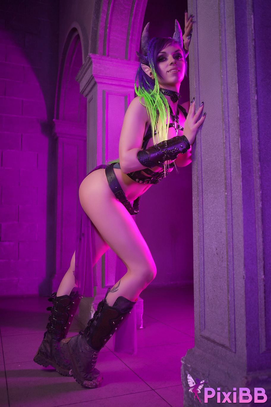 Octokuro Slaanesh (Warhammer 40K) PixiBB.COM 40