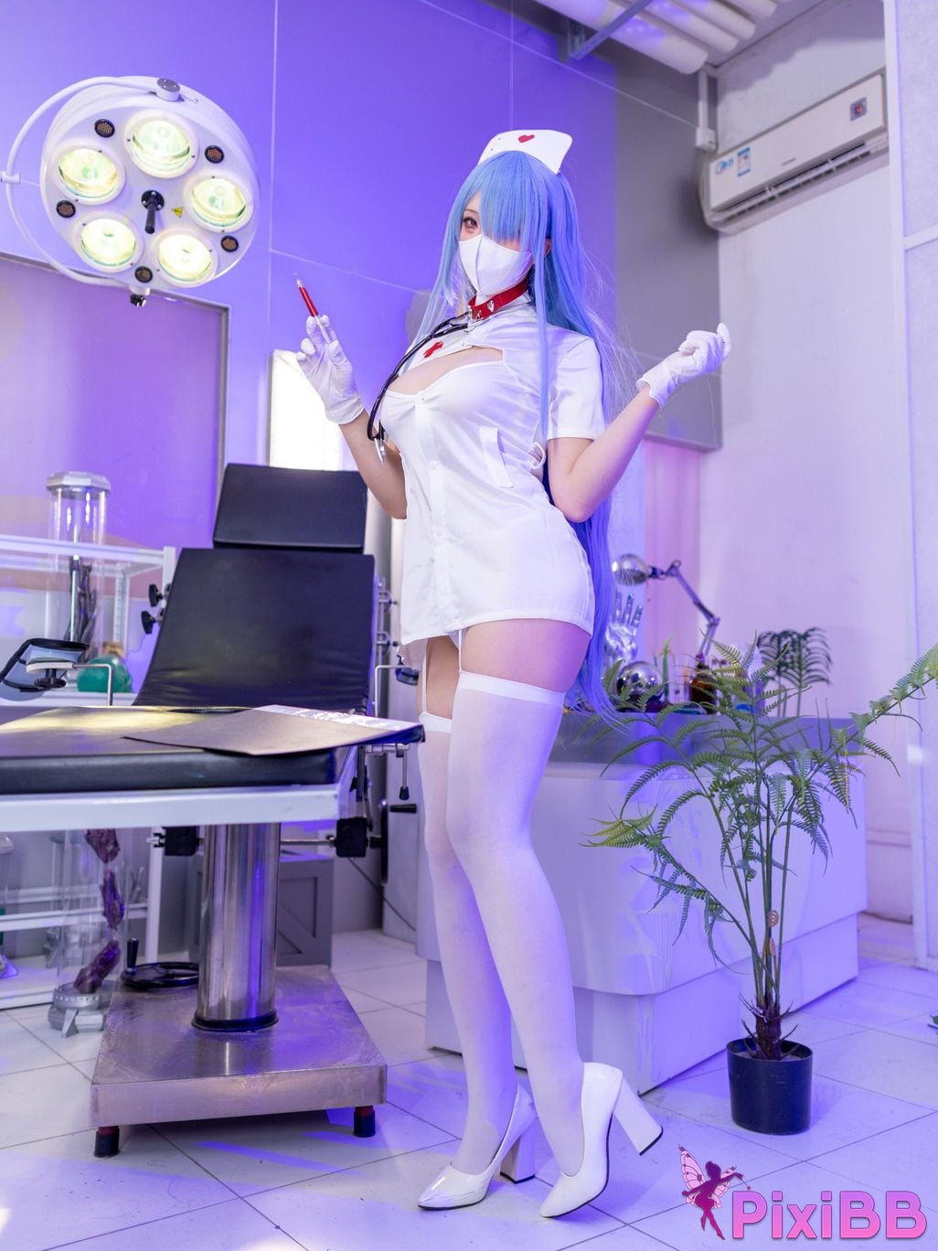 Cosplayer Xiaowa Tianjiu Nurse Voroshilov PixiBB.COM 003