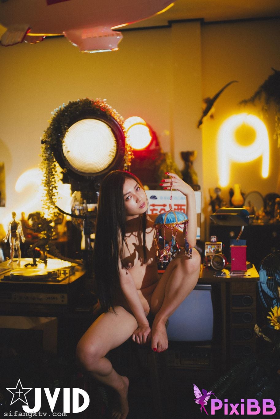 JVID Summer light Shou Ben Shang Kong Xie Zhen Yu Wang Zhi Nu Desire s slave or slut PixiBB.COM 040