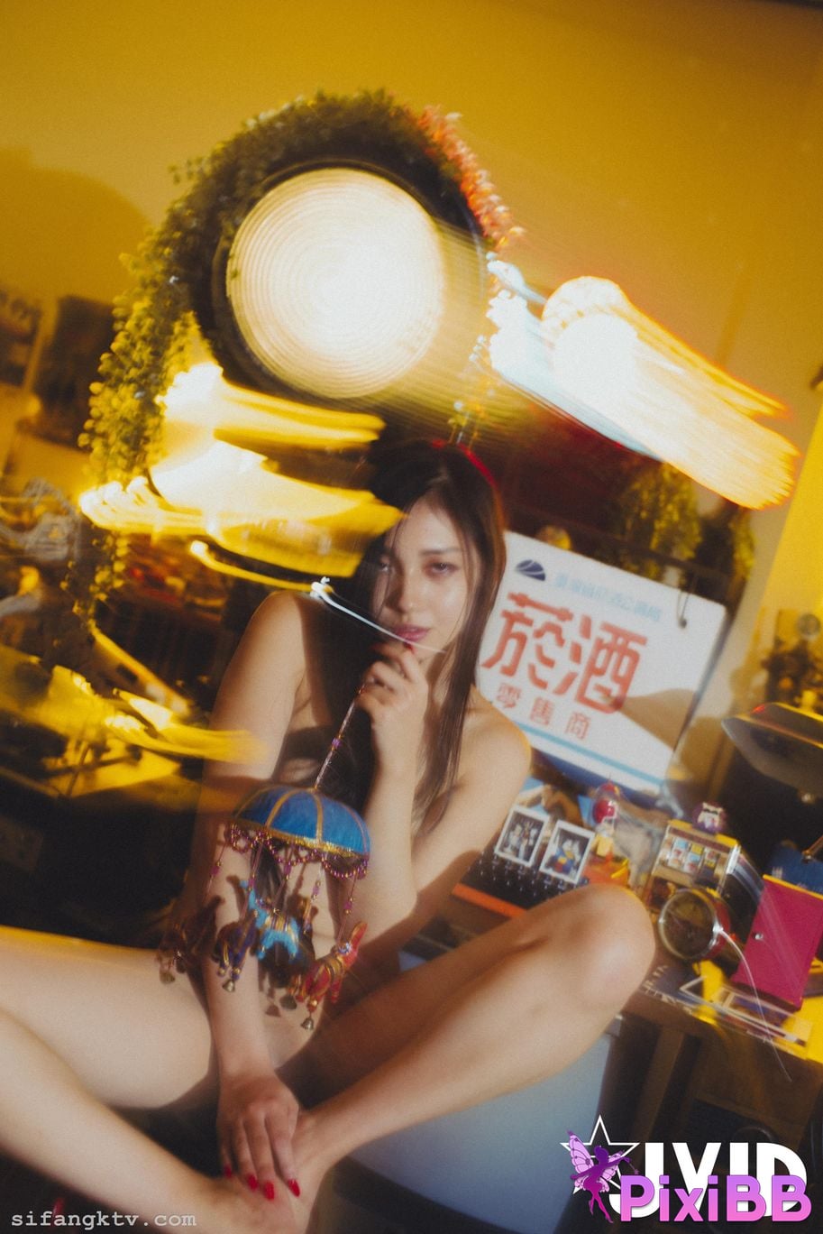 JVID Summer light Shou Ben Shang Kong Xie Zhen Yu Wang Zhi Nu Desire s slave or slut PixiBB.COM 044