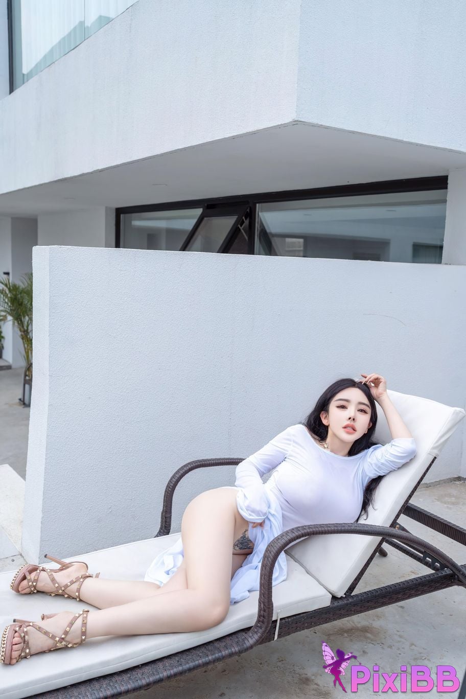 XR Uncensored Pan Siqin R18 Xiuren.com Model Spring in the Garden PixiBB.COM 011