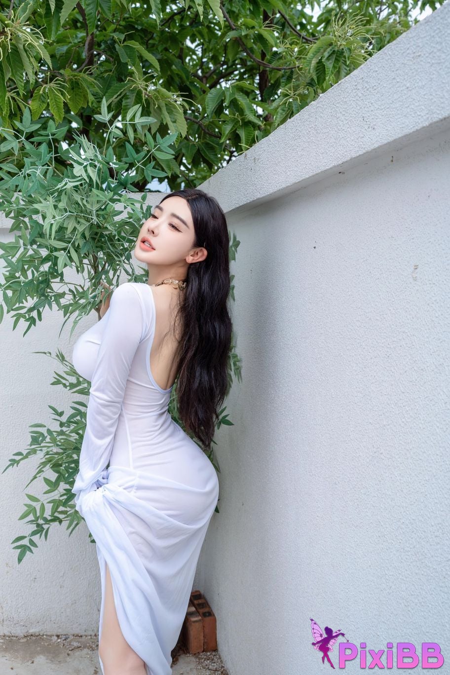 XR Uncensored Pan Siqin R18 Xiuren.com Model Spring in the Garden PixiBB.COM 045