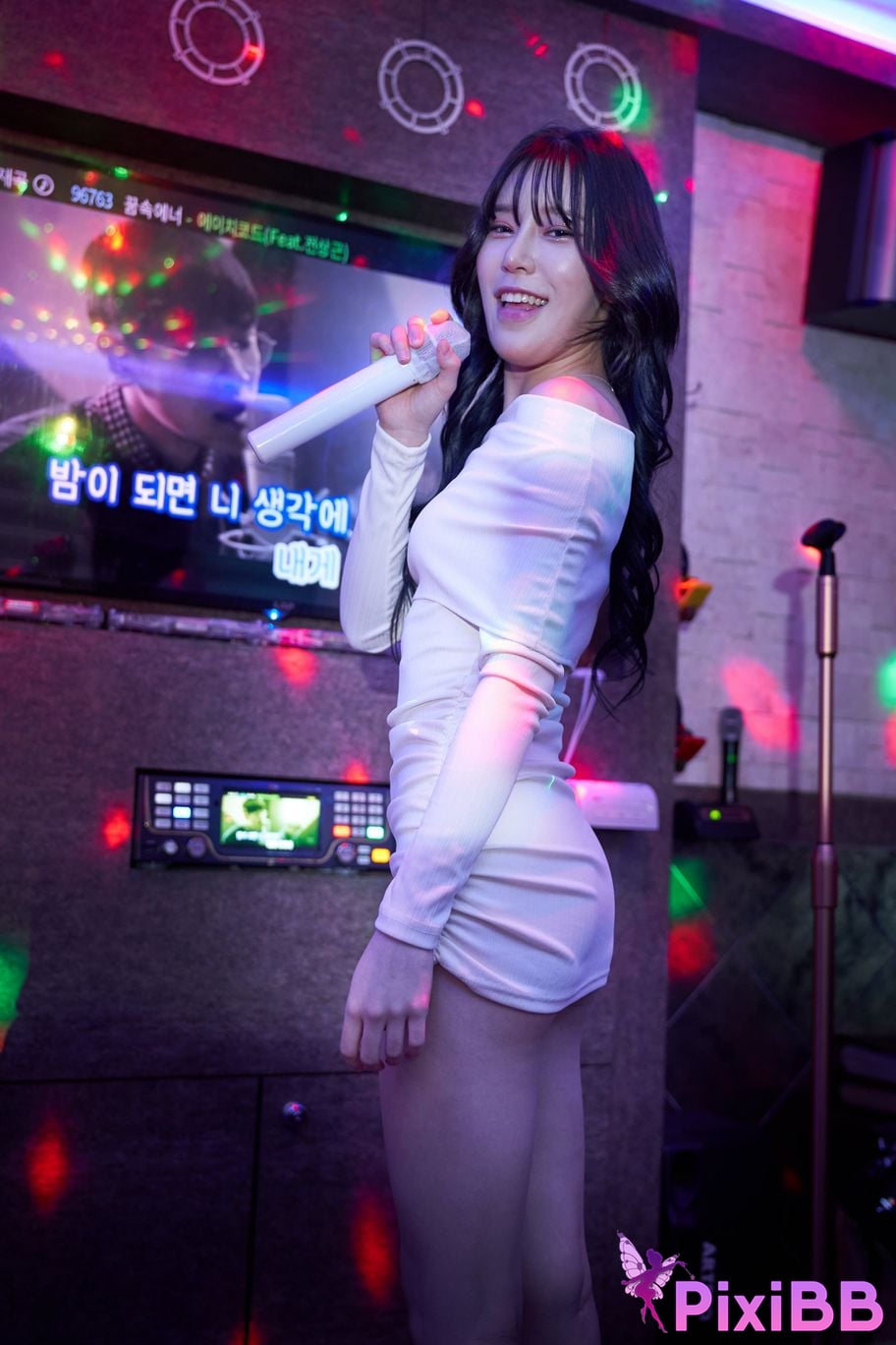 JUHEE A Night Out With PixiBB.COM 016