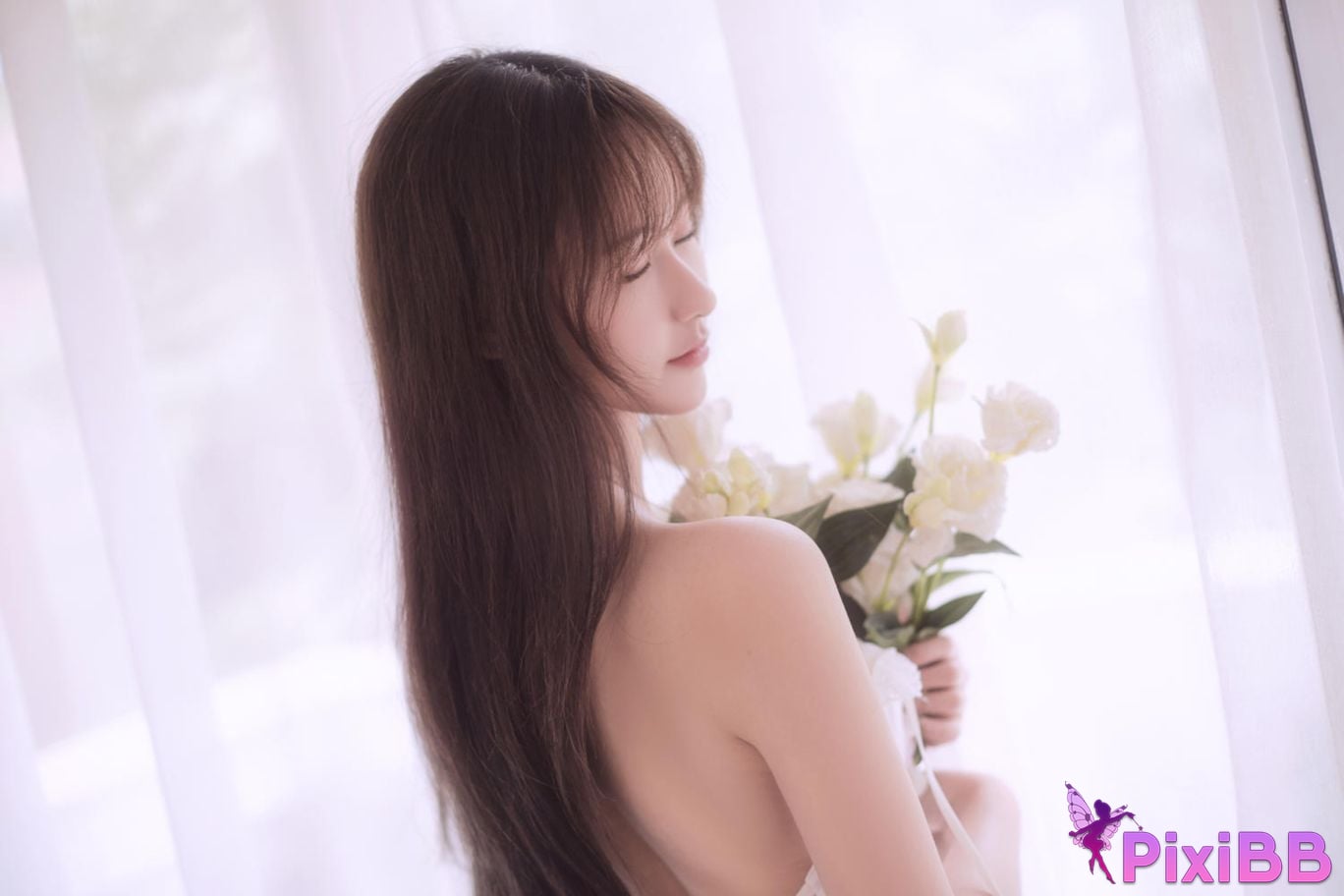 Cosplayer Mimi Hanyu Japanese nightgown PixiBB.COM 002