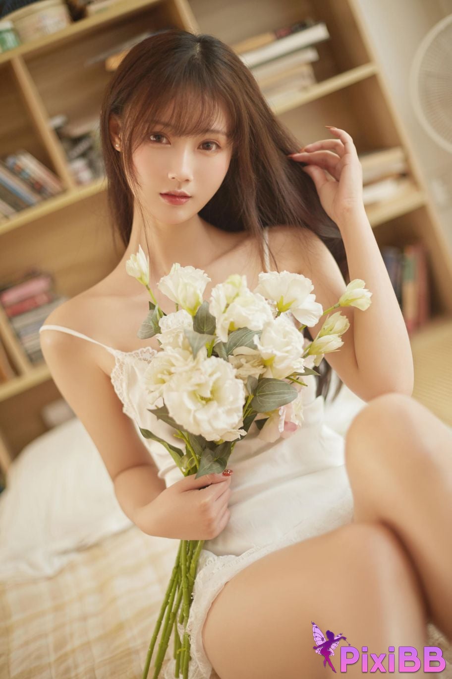 Cosplayer Mimi Hanyu Japanese nightgown PixiBB.COM 019