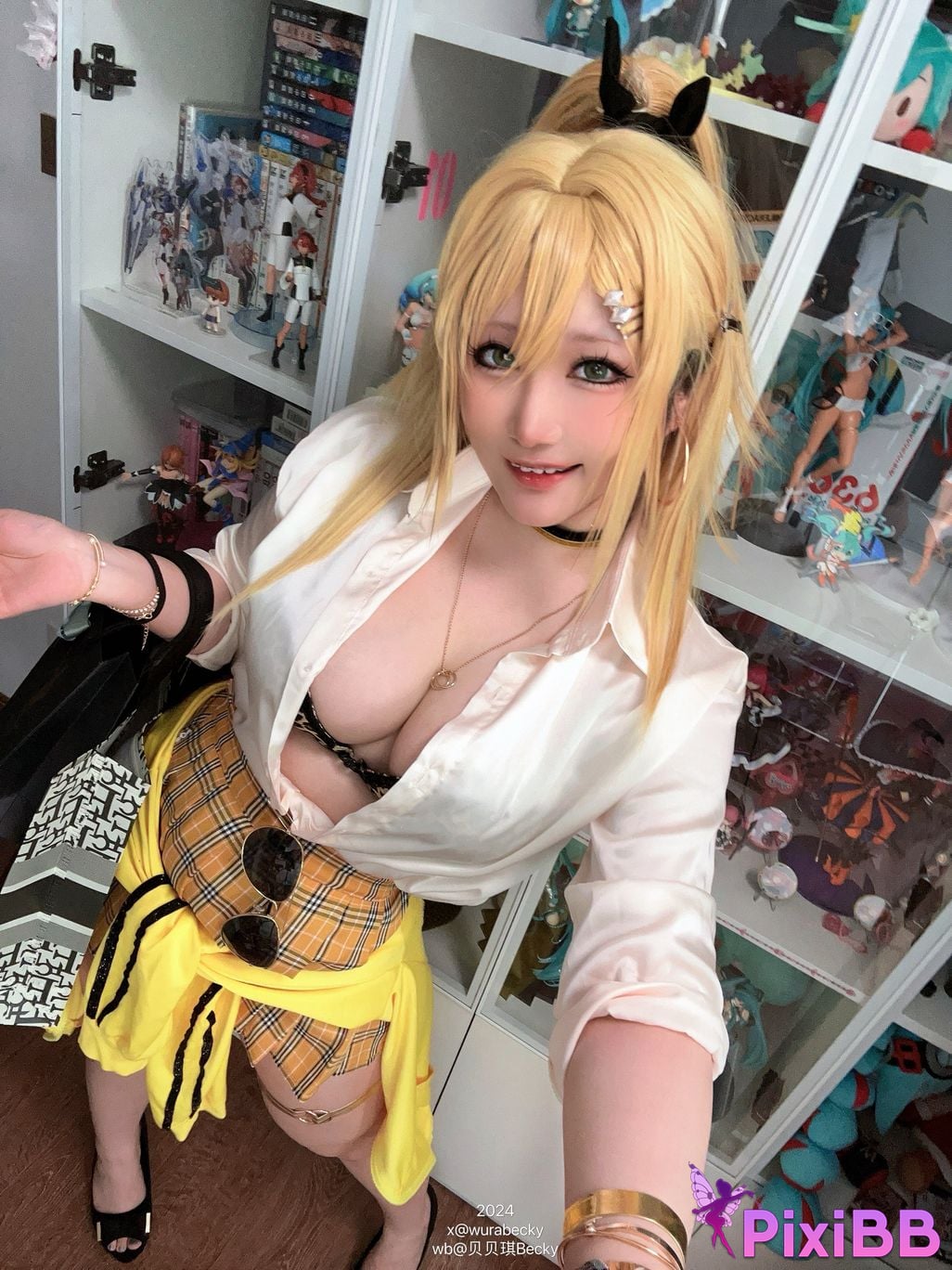 Cosplayer Bebeqi Becky NIKKE goddess of victory PixiBB.COM 006