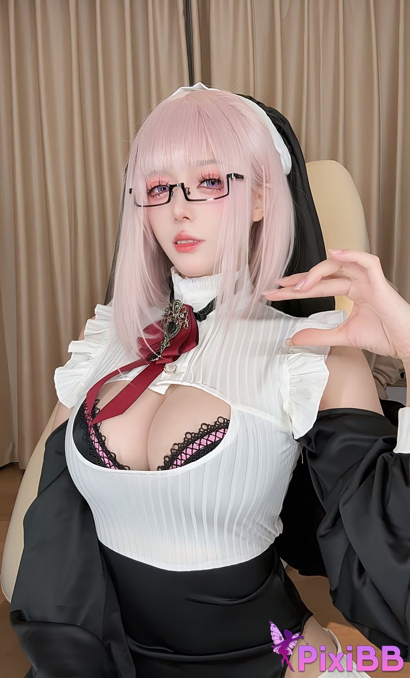 Cosplayer Jiuyan Nun 2 PixiBB.COM 021