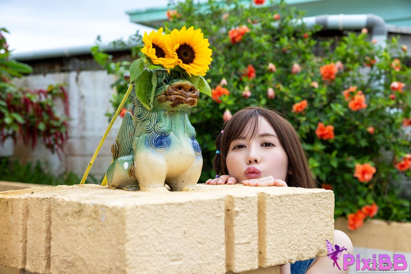 Japanese Idol Riho Fujimori Graphis Gals Looks Hot on You Vol.3 4 5 PixiBB.COM 051