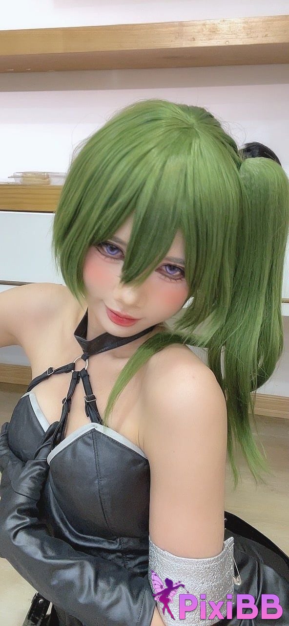 Cosplay PoppaChan Ubel The Buried Fulian PixiBB.COM 013