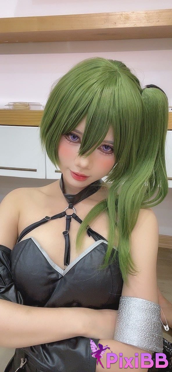 Cosplay PoppaChan Ubel The Buried Fulian PixiBB.COM 102