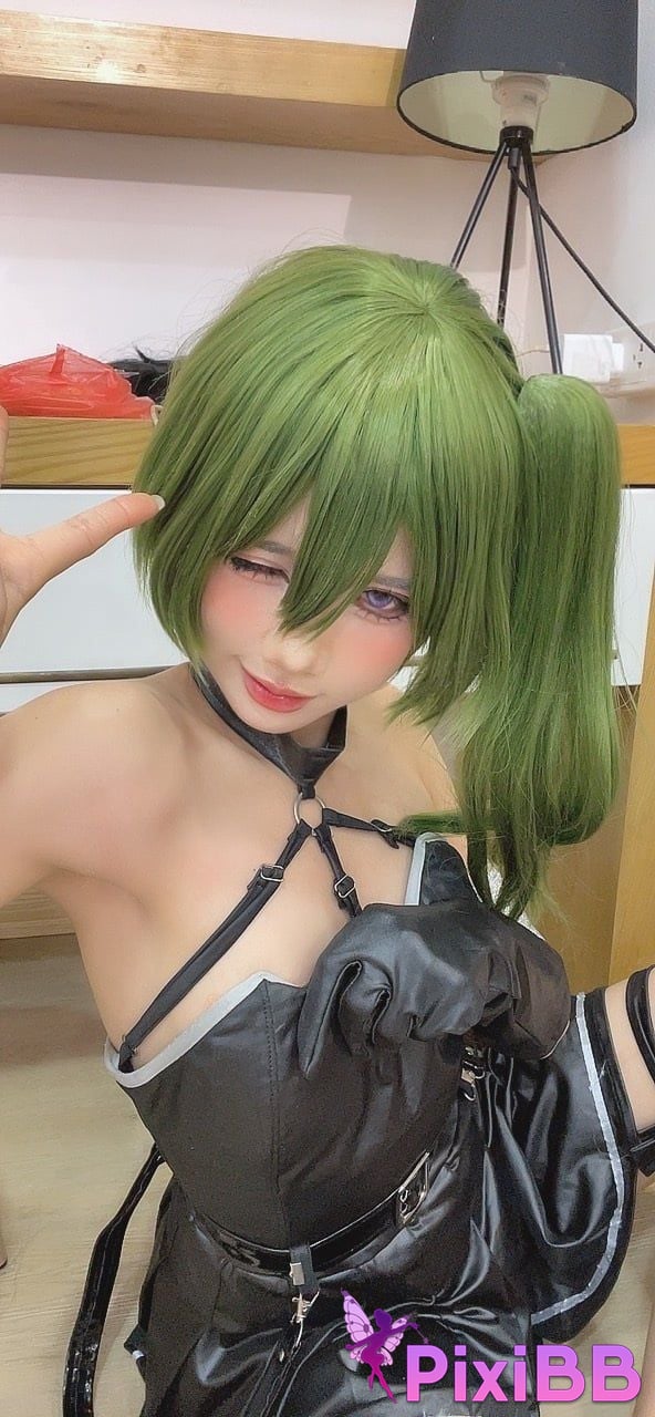 Cosplay PoppaChan Ubel The Buried Fulian PixiBB.COM 113