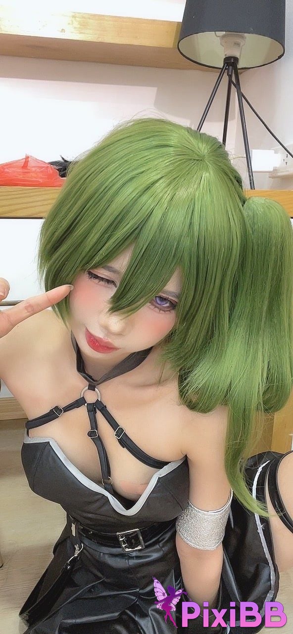 Cosplay PoppaChan Ubel The Buried Fulian PixiBB.COM 114