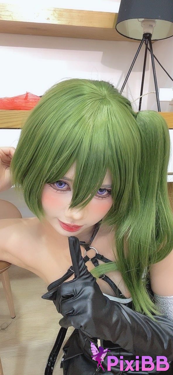 Cosplay PoppaChan Ubel The Buried Fulian PixiBB.COM 123