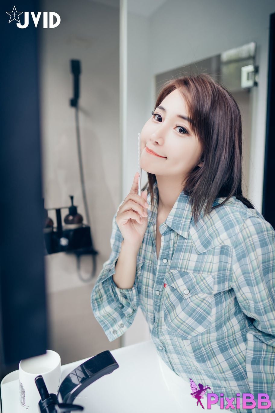 JVID Lele Le Rang Ren Ke Yi Neng Nan Nu Jiao Huan Shen Ti De Xiang Ji Te Xie Bao Liang Jing Ye Ru She PixiBB.COM 087