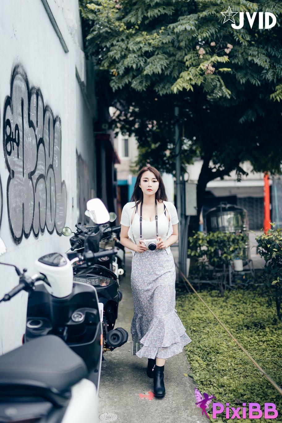 JVID Lele Le Rang Ren Ke Yi Neng Nan Nu Jiao Huan Shen Ti De Xiang Ji Te Xie Bao Liang Jing Ye Ru She PixiBB.COM 103