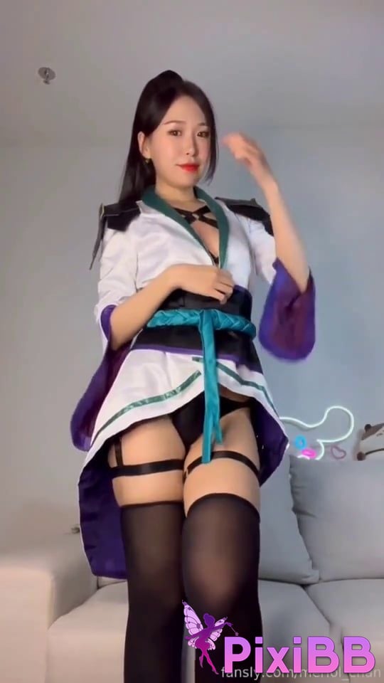 Cosplayer Meriol Chan Ke Ai Xin Jia Po Mei OnlyFans Fansly Videos Collection PixiBB.COM 001