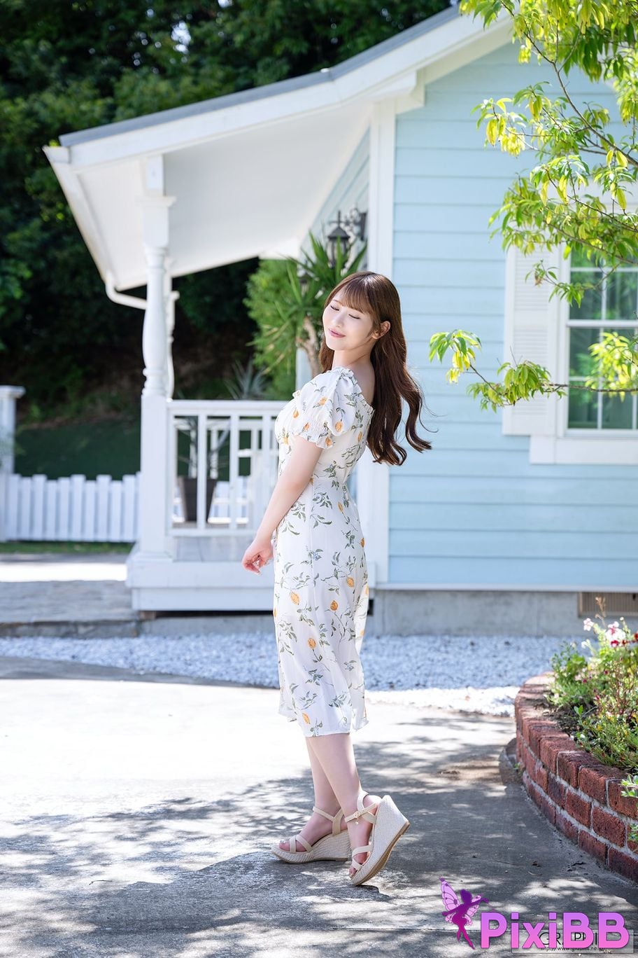 Japanese Idol Ono Rikka Graphis Gals Sweaty Vol.4 PixiBB.COM 002