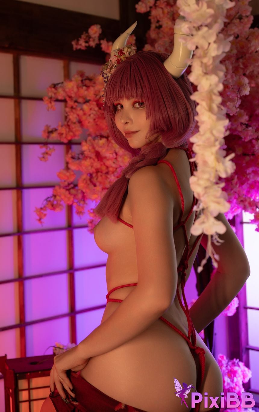 Tsuki Desu Aura PixiBB.COM 12